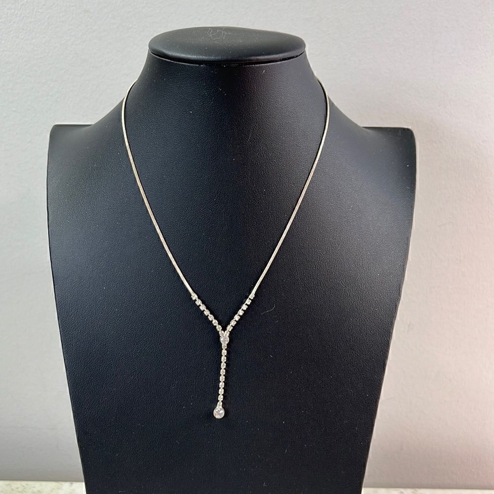 Claire’s Dainty Y Shaped Silver Tone Necklace
